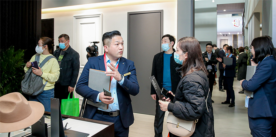 Industry Page_Auto_Hero Image